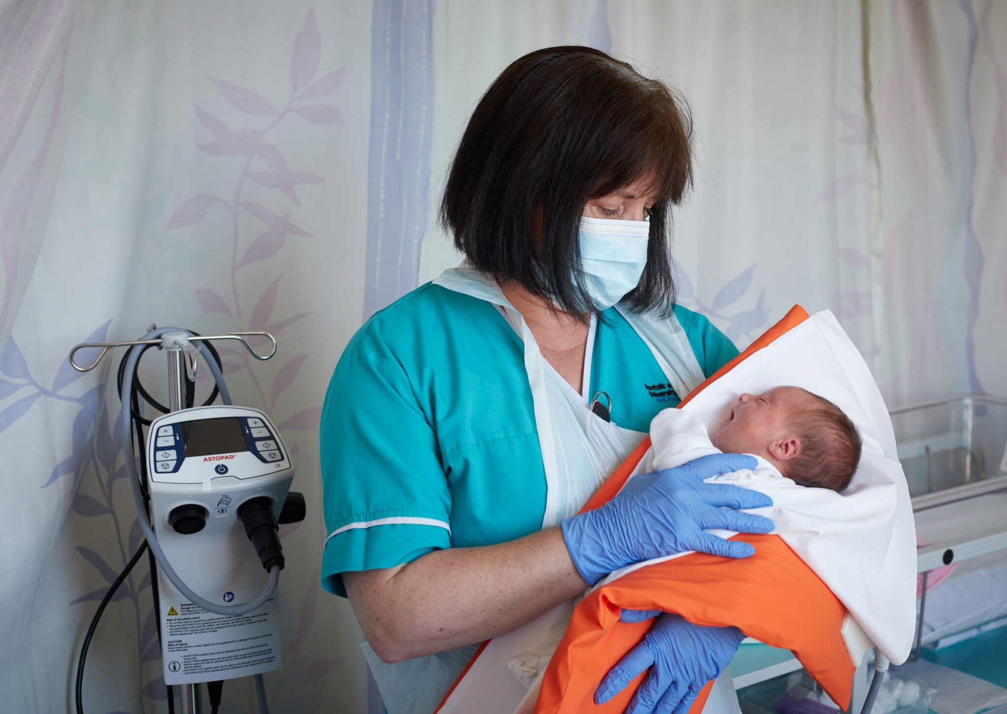 Norfolk and Norwich University Hospitals NHS Foundation Trust » Charity funds new baby warming